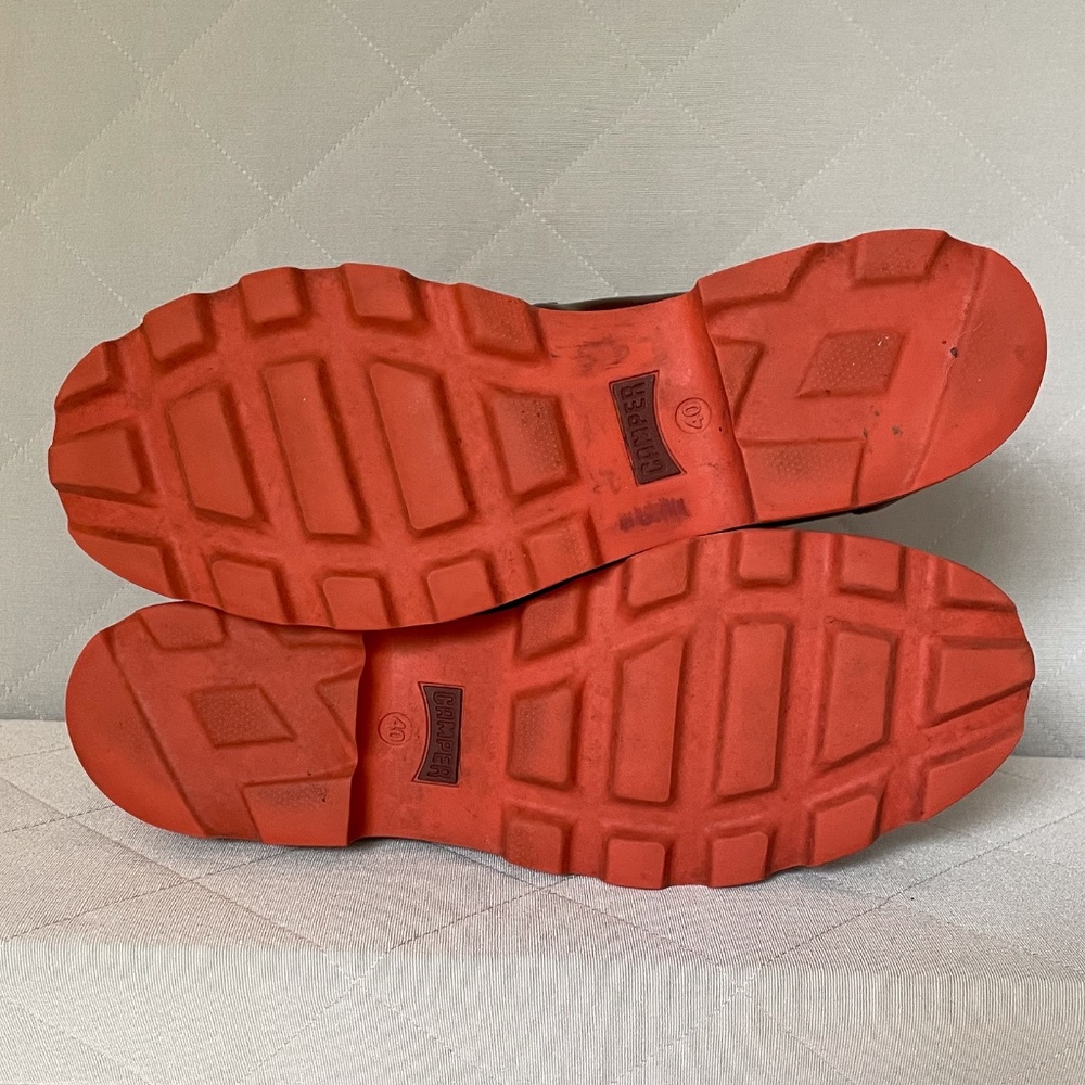 Camper Neuman/Mil Brown Loafer - Women's Size 40 - Pre-Owned - Picture 13 of 16